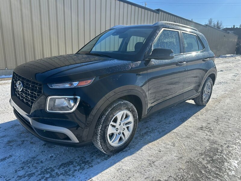 2024 Hyundai VENUE Preferred   - Photo 1 - St Albert, AB T8N 3Z7