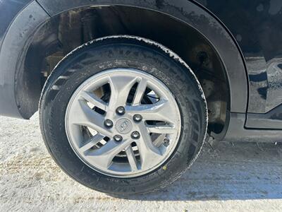 2024 Hyundai VENUE Preferred   - Photo 16 - St Albert, AB T8N 3Z7
