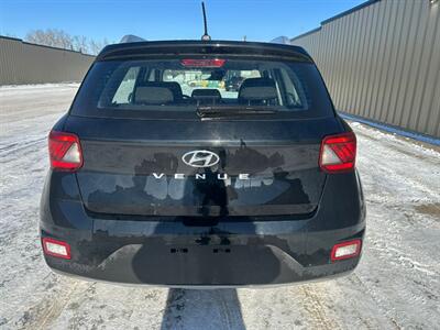 2024 Hyundai VENUE Preferred   - Photo 7 - St Albert, AB T8N 3Z7