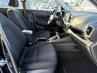2024 Hyundai VENUE Preferred   - Photo 14 - St Albert, AB T8N 3Z7