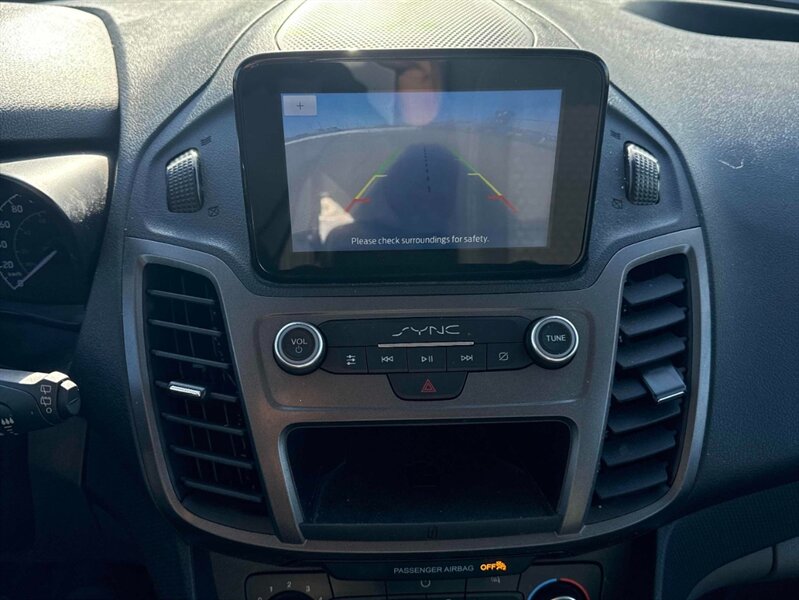 2021 Ford Transit Connect XLT - Photo 10 - Edmonton, AB T5L 2J7