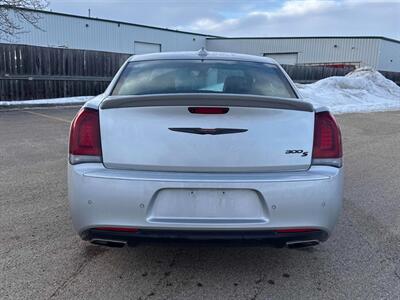 2022 Chrysler 300 Series S - Photo 5 - Acheson, AB T7X 5A3