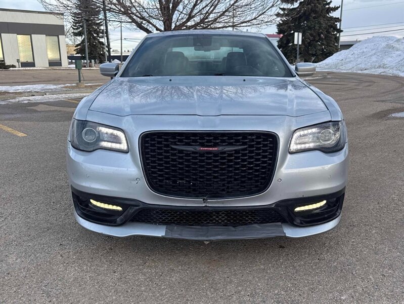 2022 Chrysler 300 Series S - Photo 2 - Acheson, AB T7X 5A3