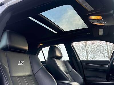 2022 Chrysler 300 Series S - Photo 12 - Acheson, AB T7X 5A3