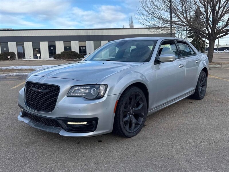 2022 Chrysler 300 Series S  