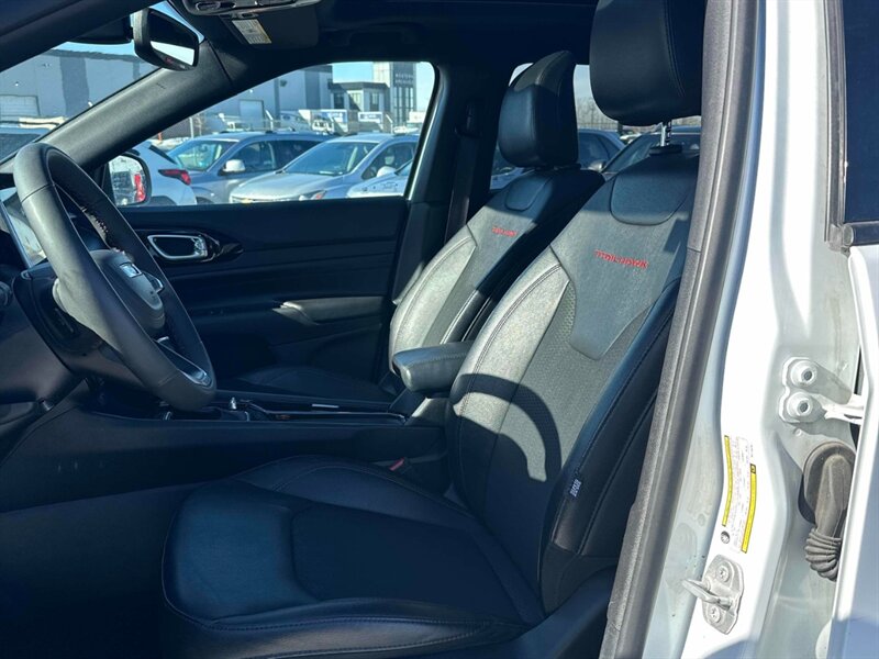 2024 Jeep Compass Trailhawk 4x4 - Photo 10 - Acheson, AB T7X 5A3