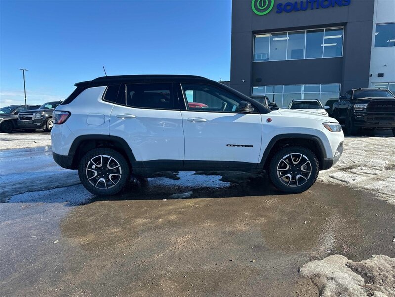 2024 Jeep Compass Trailhawk 4x4 - Photo 7 - Acheson, AB T7X 5A3