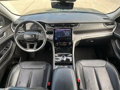 2023 Jeep Grand Cherokee Limited Black Pack  4x4 - Photo 9 - St Albert, AB T8N 3Z7