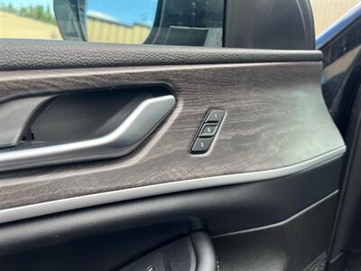 2023 Jeep Grand Cherokee Limited Black Pack  4x4 - Photo 13 - St Albert, AB T8N 3Z7