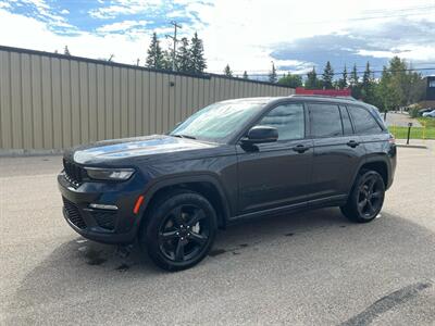 2023 Jeep Grand Cherokee Limited Black Pack  4x4 - Photo 1 - St Albert, AB T8N 3Z7