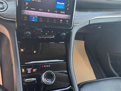 2023 Jeep Grand Cherokee Limited Black Pack  4x4 - Photo 16 - St Albert, AB T8N 3Z7