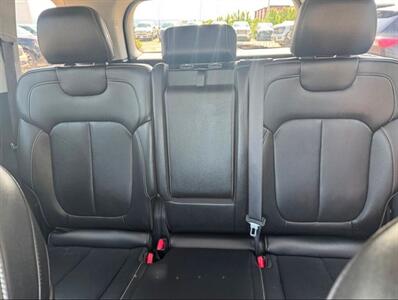 2023 Jeep Grand Cherokee Limited Black Pack  4x4 - Photo 21 - St Albert, AB T8N 3Z7