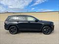 2023 Jeep Grand Cherokee Limited Black Pack  4x4 - Photo 4 - St Albert, AB T8N 3Z7