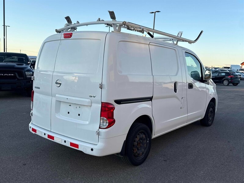 2017 Nissan NV200 SV - Photo 6 - Edmonton, AB T5L 2J7