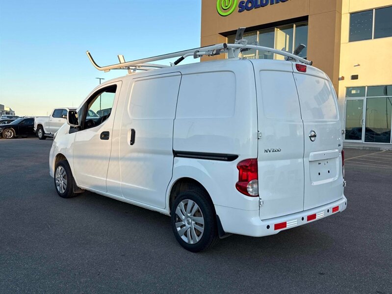 2017 Nissan NV200 SV - Photo 4 - Edmonton, AB T5L 2J7