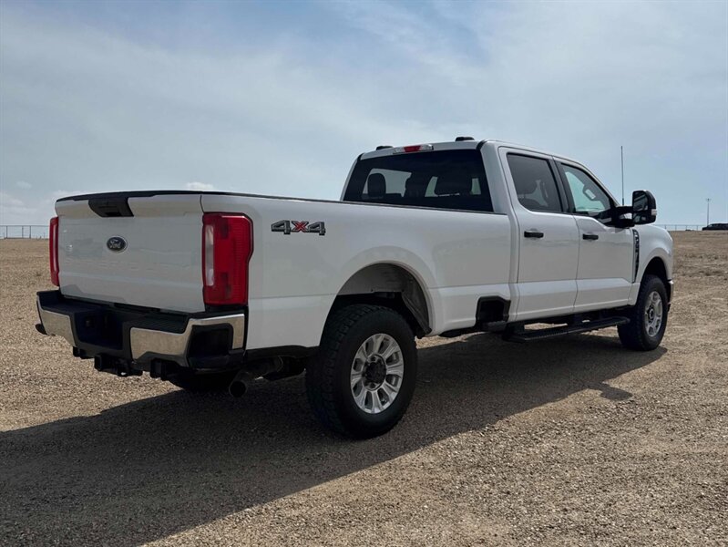 2023 Ford F-350 Super Duty XLT 7.3L LB 4x4 - Photo 6 - Acheson, AB T7X 5A3