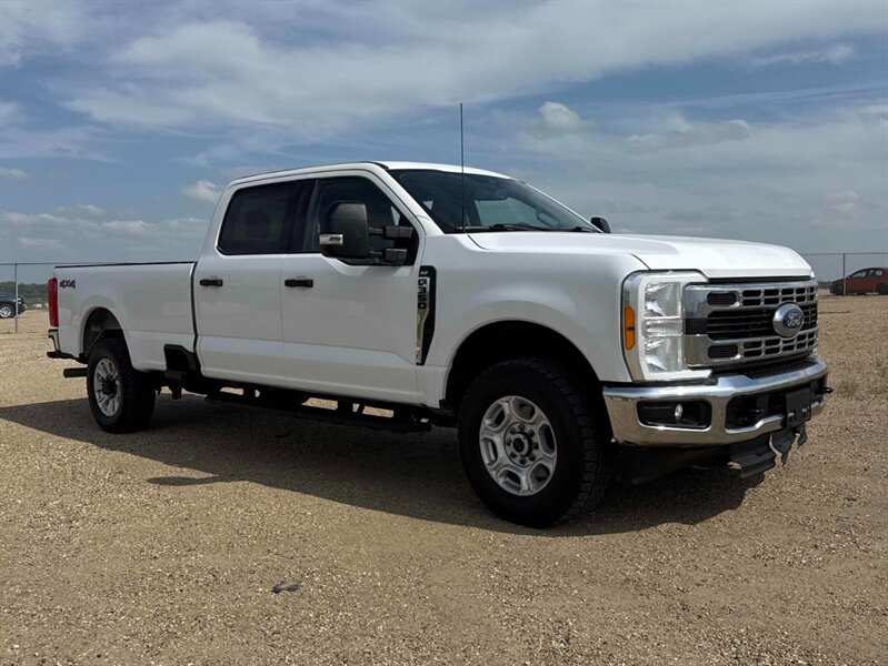 2023 Ford F-350 Super Duty XLT 7.3L LB 4x4 - Photo 8 - Acheson, AB T7X 5A3