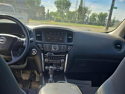 2018 Nissan Pathfinder S   - Photo 11 - Edmonton, AB T5L 2J7