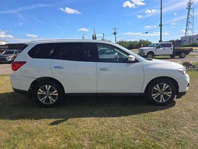 2018 Nissan Pathfinder S   - Photo 4 - Edmonton, AB T5L 2J7