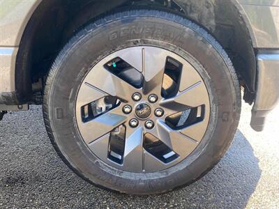 2022 Ford F-150 Lightning Pro Electric - Photo 13 - Edmonton, AB T5L 2J7
