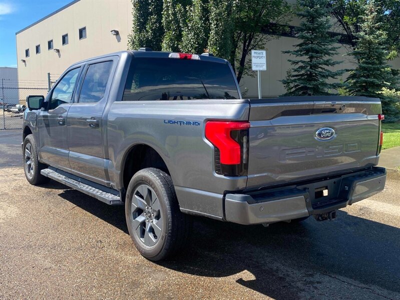 2022 Ford F-150 Lightning Pro Electric - Photo 6 - Edmonton, AB T5L 2J7