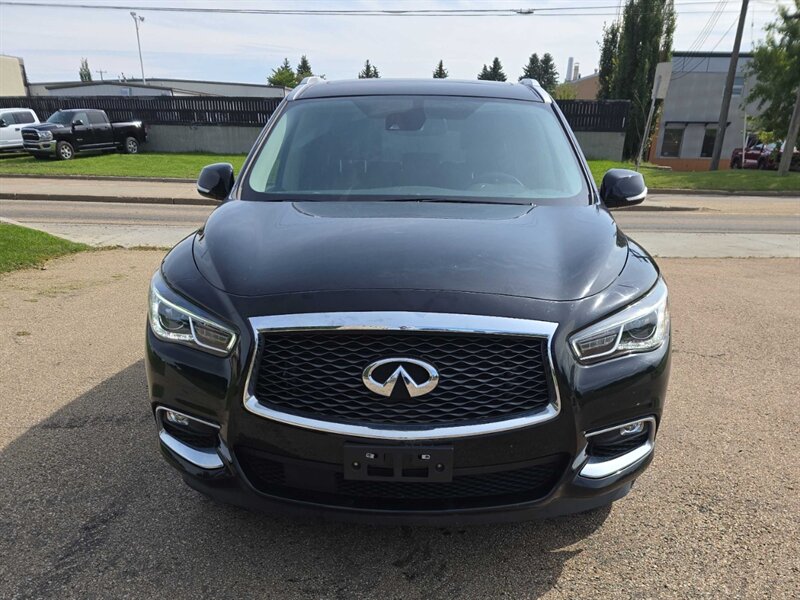 2020 INFINITI QX60 LUXE AWD - Photo 2 - Edmonton, AB T5L 2J7