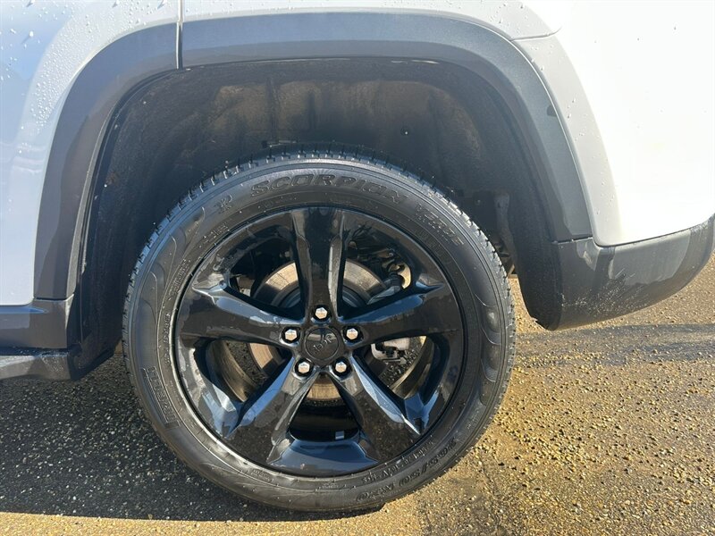 2024 Jeep Grand Cherokee Limited 4x4 - Photo 19 - St Albert, AB T8N 3Z7