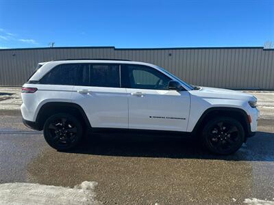 2024 Jeep Grand Cherokee Limited 4x4 - Photo 5 - St Albert, AB T8N 3Z7
