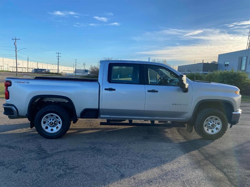 2023 Chevrolet Silverado 2500 HD 6.6L V8 - Photo 4 - Edmonton, AB T5L 2J7