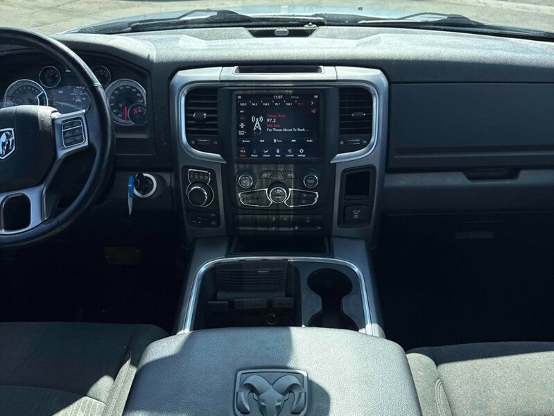 2021 RAM 1500 SLT WARLOCK HEMI 5.7L V8 - Photo 10 - Edmonton, AB T5L 2J7