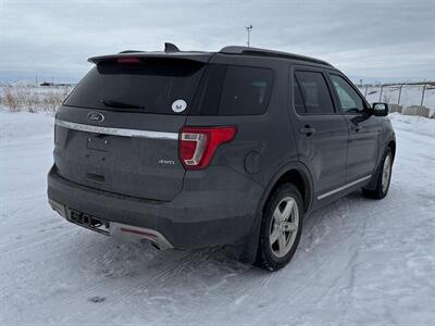 2017 Ford Explorer XLT AWD   - Photo 5 - Edmonton, AB T5L 2J7