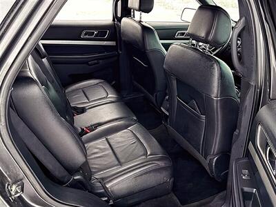 2017 Ford Explorer XLT AWD   - Photo 13 - St Albert, AB T8N 3Z7