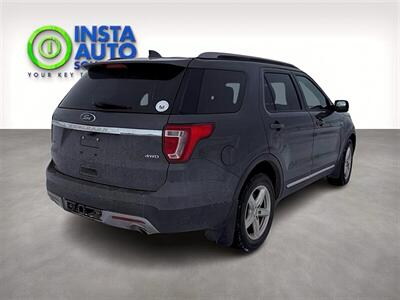 2017 Ford Explorer XLT AWD   - Photo 5 - St Albert, AB T8N 3Z7