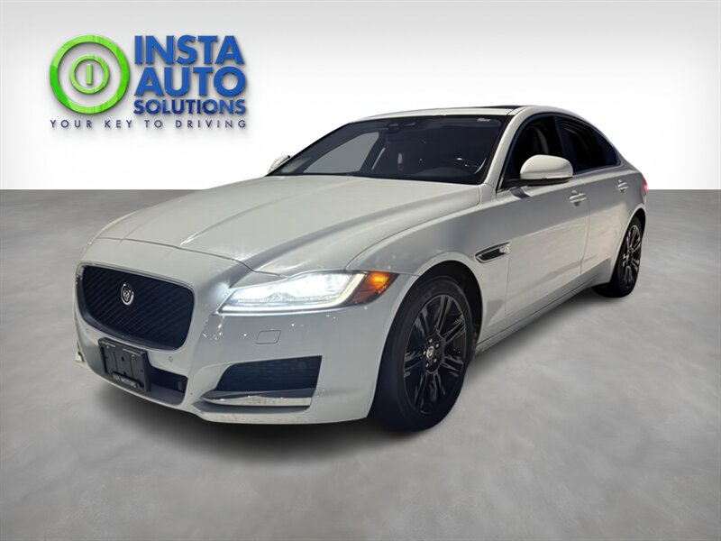 2017 Jaguar XF 35t Premium AWD - Photo 1 - Edmonton, AB T5L 2J7