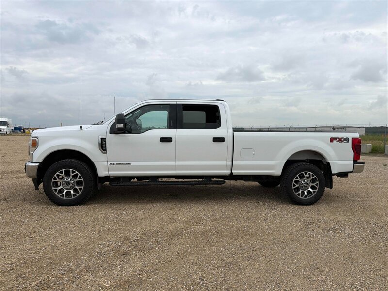 2022 Ford F-250 Super Duty XLT 4x4 - Photo 3 - Acheson, AB T7X 5A3