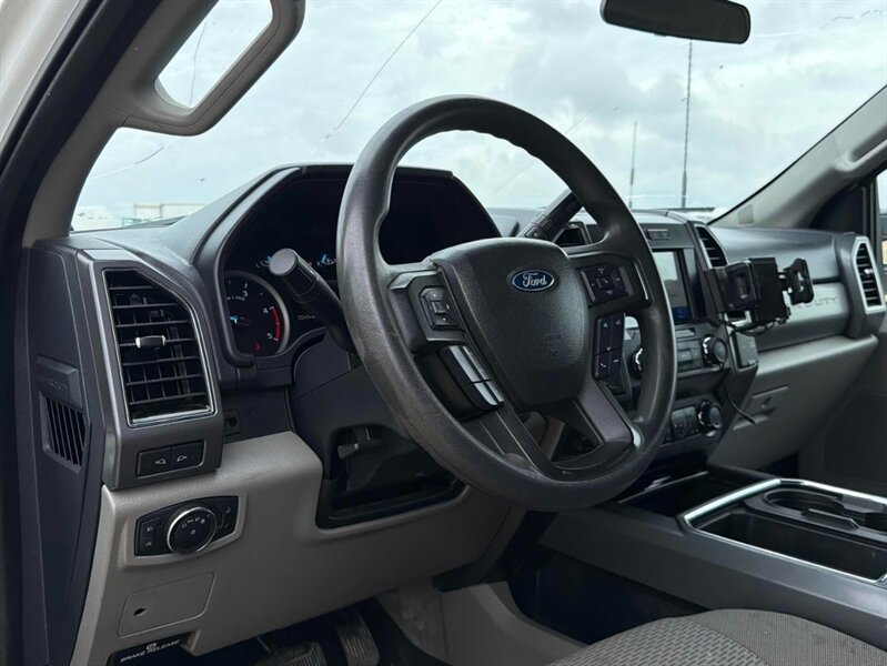 2022 Ford F-250 Super Duty XLT 4x4 - Photo 11 - Acheson, AB T7X 5A3