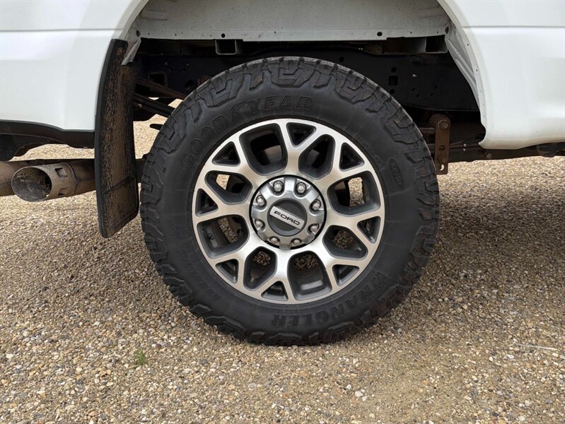 2022 Ford F-250 Super Duty XLT 4x4 - Photo 15 - Acheson, AB T7X 5A3