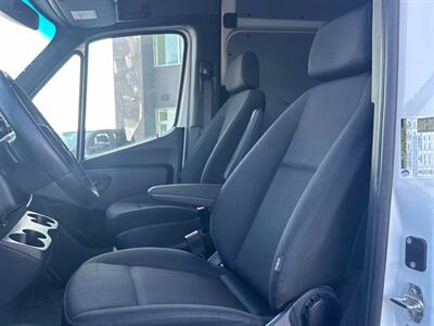 2025 Mercedes-Benz Sprinter 2500 Cargo High Roof Diesel   - Photo 10 - Acheson, AB T7X 5A3