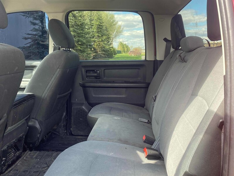2023 RAM 1500 Classic Express 4x4 - Photo 11 - Acheson, AB T7X 5A3