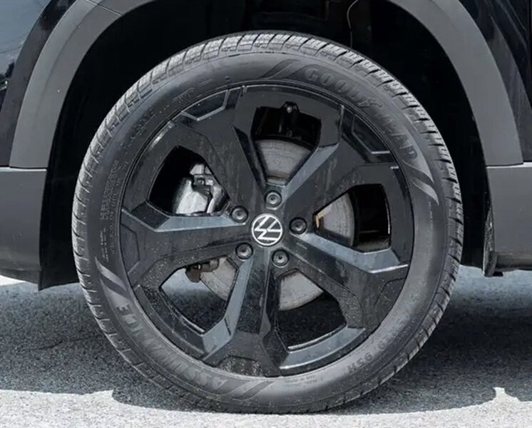 2025 Volkswagen Taos Comfortline Black Edition 4Motion AWD - Photo 12 - Edmonton, AB T5L 2J7