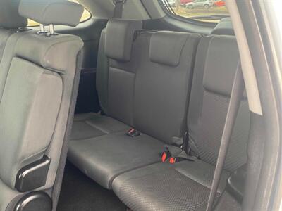 2019 Toyota Highlander LE AWD 8 PASSENGER   - Photo 12 - Edmonton, AB T5L 2J7