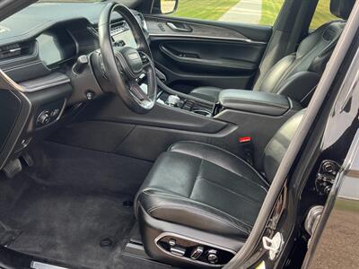 2022 Jeep Grand Cherokee L Overland  4X4 - Photo 9 - Edmonton, AB T5L 2J7