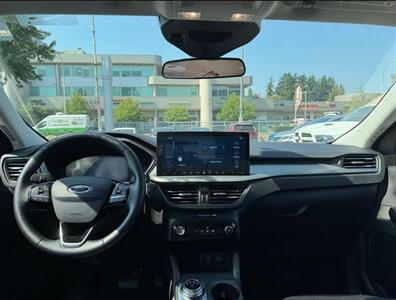 2024 Ford Escape Plug-In Hybrid PHEV Premium   - Photo 8 - St Albert, AB T8N 3Z7