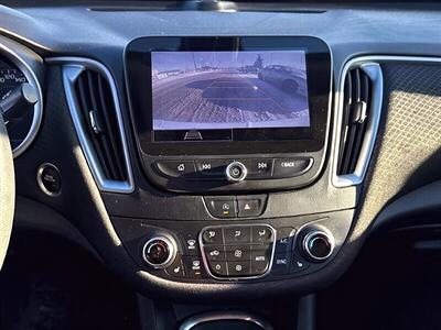 2022 Chevrolet Malibu LT   - Photo 12 - Edmonton, AB T5L 2J7