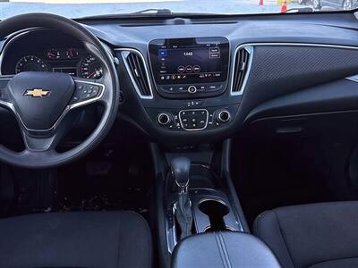 2022 Chevrolet Malibu LT   - Photo 11 - Edmonton, AB T5L 2J7