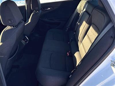2022 Chevrolet Malibu LT   - Photo 13 - Edmonton, AB T5L 2J7