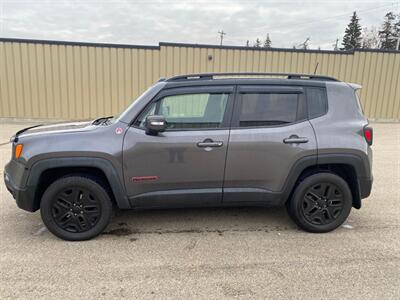 2018 Jeep Renegade Trailhawk 4x4 - Photo 2 - St Albert, AB T8N 3Z7