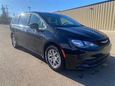 2024 Chrysler Grand Caravan SXT   - Photo 3 - St Albert, AB T8N 3Z7
