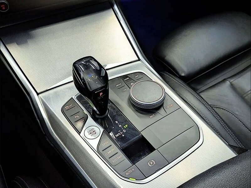 2020 BMW 330i xDrive M Sport Package AWD - Photo 17 - St Albert, AB T8N 3Z7