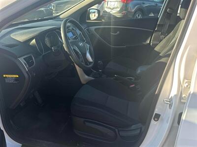 2017 Hyundai Elantra GT GL   - Photo 9 - Acheson, AB T7X 5A3